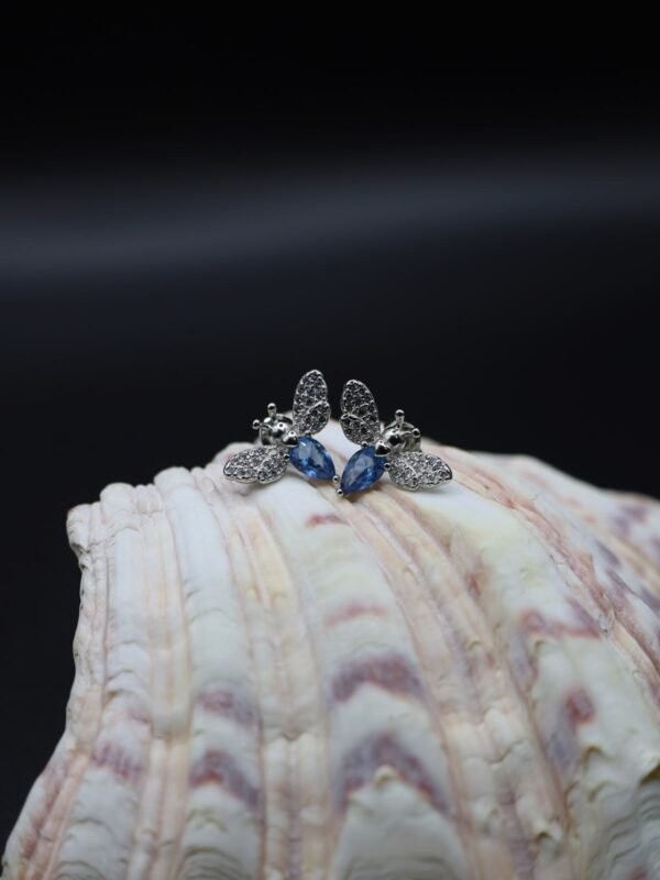 Charming Silver Bee Stud Earrings with Blue Zircon in 925 Sterling Silver