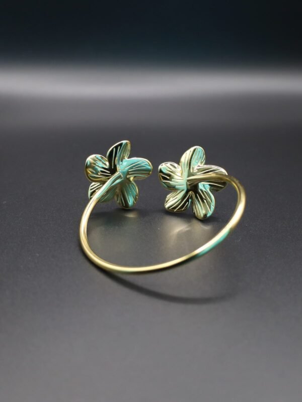 Double Flower Gold Cuff Bracelet - gg000031