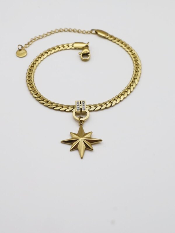 Elegant Northern Star Bracelet – Hypoallergenic, Gold-Plated, and Waterproof - gg000055