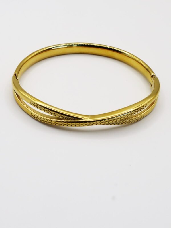 Infinity-Shape Gold-Plated Bangle