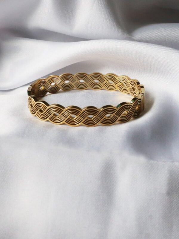 Wave Stainless Steel Bracelet - gg000107